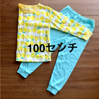 ニシマツヤ(西松屋)の春秋　長袖パジャマ　100(パジャマ)