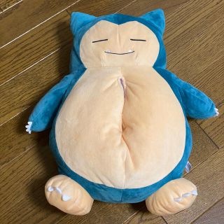 ポケモン(ポケモン)のカビゴン　ティッシュケース　カバー　美品(ティッシュボックス)