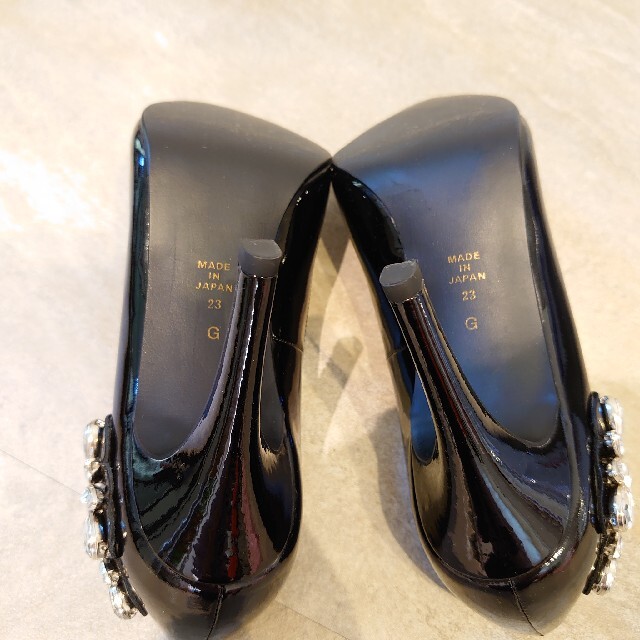 DIANA(ダイアナ)のmii☆さん専用美品 DIANA ダイアナ ビジューパンプス レディースの靴/シューズ(ハイヒール/パンプス)の商品写真