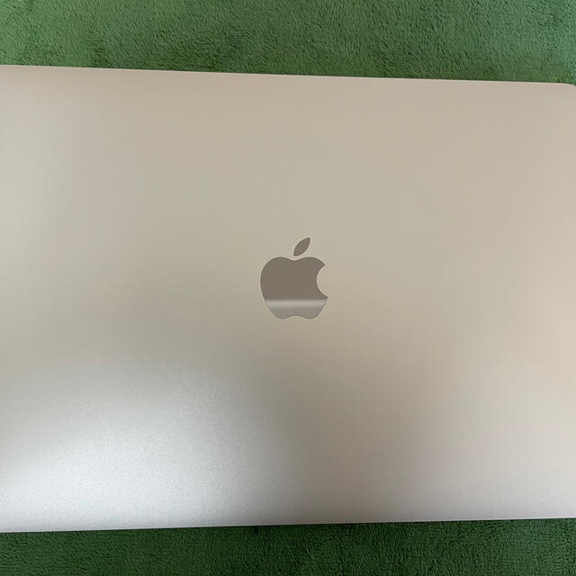 MacBook Air Retina 13inch 2019のサムネイル