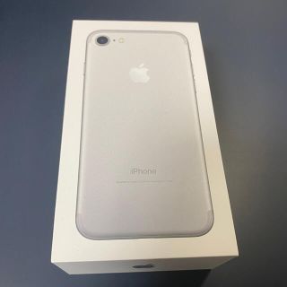 アップル(Apple)のiPhone7 32GB 新品未使用　SIMロック解除済(スマートフォン本体)