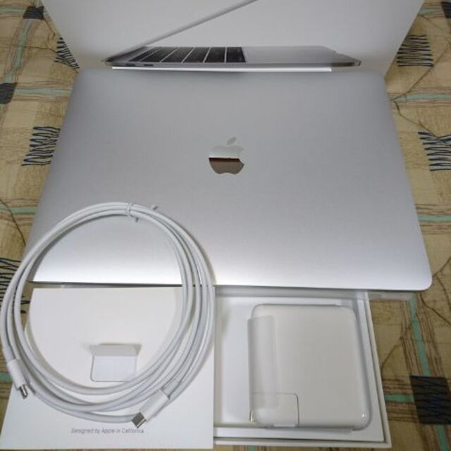 ディスプレイ133インチMacBook Pro 13インチ 2017 256GB シルバー