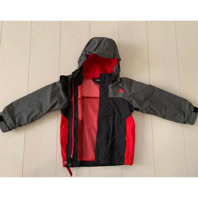 THE NORTH FACE(ザノースフェイス)のノースフェイス⭐︎キッズマウンテンパーカ３T 美品 キッズ/ベビー/マタニティのキッズ服男の子用(90cm~)(ジャケット/上着)の商品写真