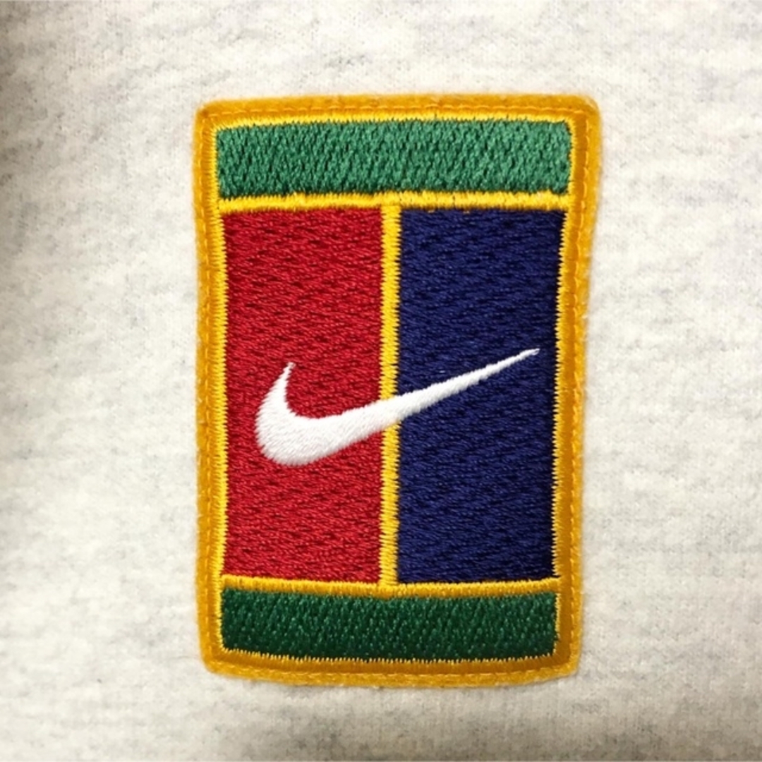 NIKE 90s エンブレム 刺繍パーカー