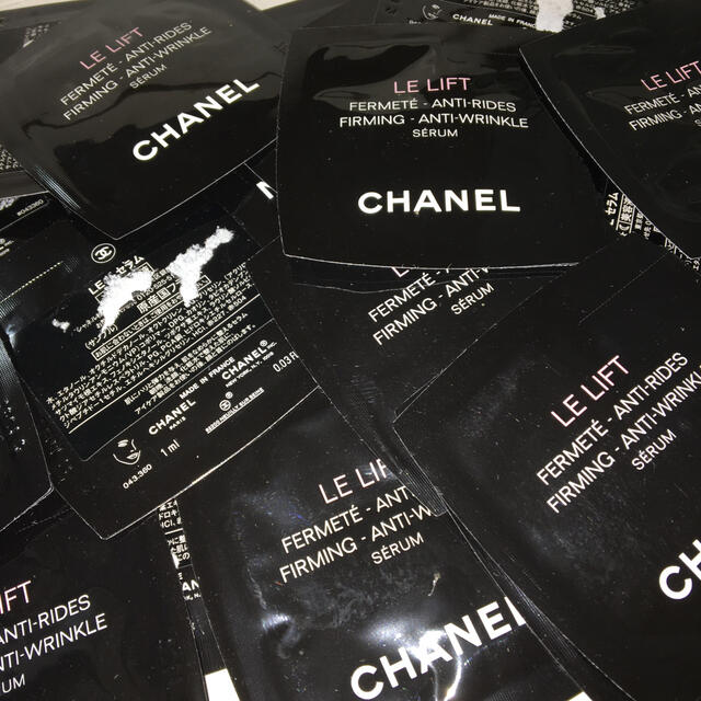 CHANEL(シャネル)のシャネル　CHANEL  LELIFT ルリフトセラム　美容液 コスメ/美容のスキンケア/基礎化粧品(美容液)の商品写真