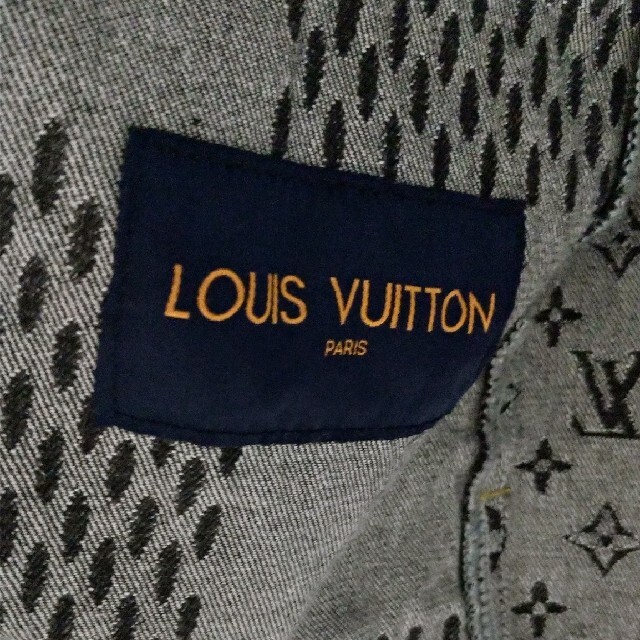 LOUIS VUITTON(ルイヴィトン)のVUITTON　デニムジャケット メンズのジャケット/アウター(Gジャン/デニムジャケット)の商品写真