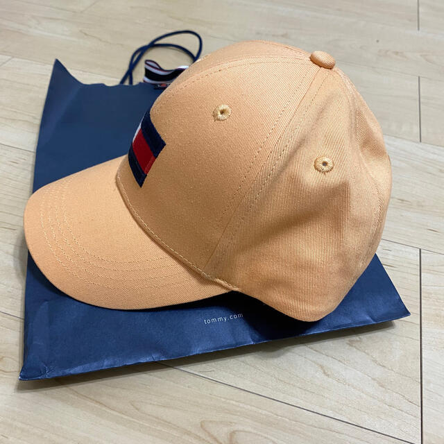 TOMMY HILFIGER(トミーヒルフィガー)のtommy hilfiger トミーヒルフィガー　キャップ　オレンジ レディースの帽子(キャップ)の商品写真