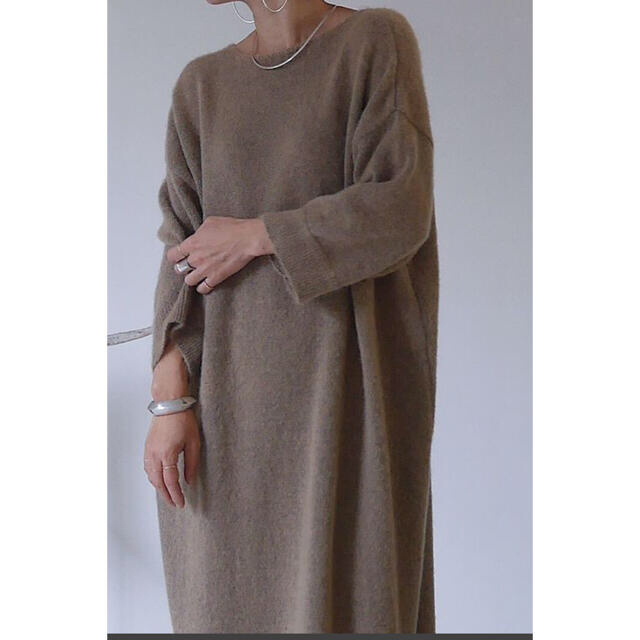 argue V. KNIT DRESS 2