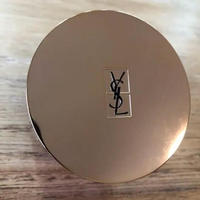 新品未開封 YSL スフレ エクラ NO.2フェイスパウダー - メルカリ