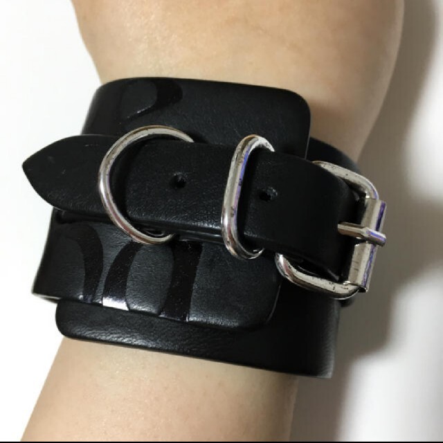 Vivienne Westwood - vivienne westwood レザー バングルの通販 by
