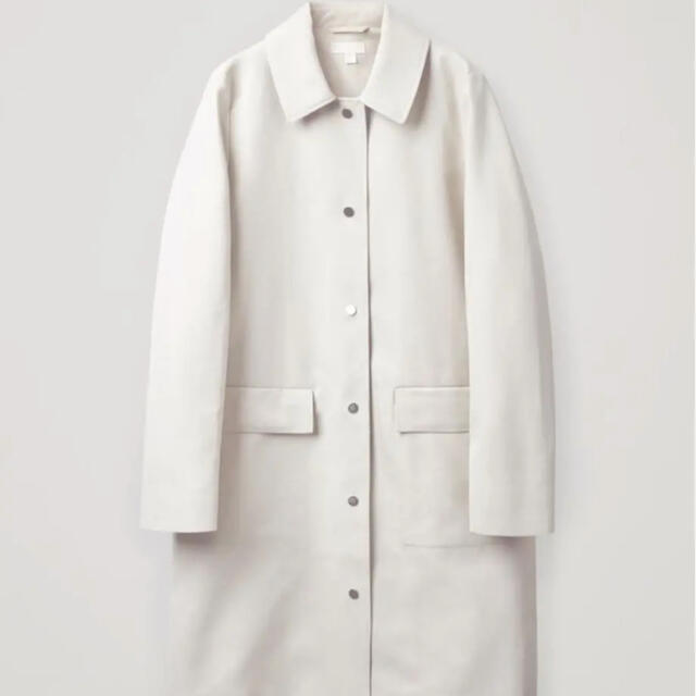 COS(コス)の新品 COS オールホワイト ロングコート ステンカラーコート コス メンズのジャケット/アウター(チェスターコート)の商品写真