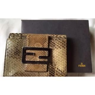 FENDI - FENDI パイソン 折り財布の通販 by PJshop フォロー5%割引