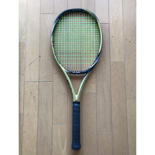 YONEX（ラケット ・ ゴールド/金色系）のフリマアイテム一覧