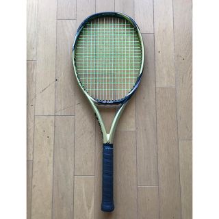 ヨネックス(YONEX)の美品YONEX テニスラケットE zone98ゴールドバージョンG2(ラケット)