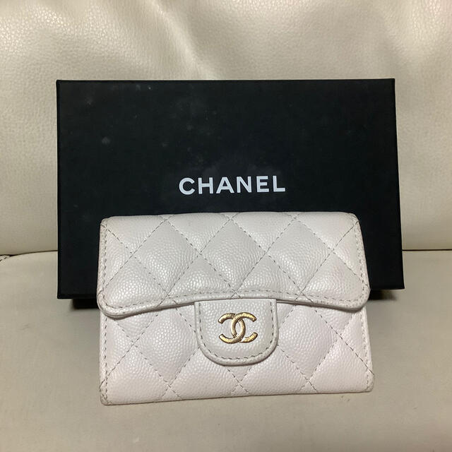 CHANEL - シャネル カードケース キャビアスキン ホワイトの通販 by