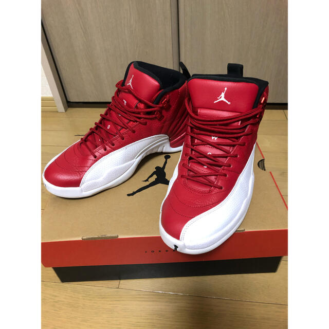 NIKE(ナイキ)のAIR JORDAN 12 RETRO GYM RED/WHITE-BLACK メンズの靴/シューズ(スニーカー)の商品写真