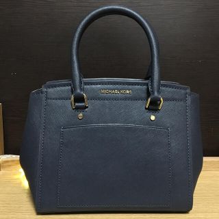 マイケルコース(Michael Kors)の新品開封のみ✨ マイケルコース ハンドバッグ ネイビー ショルダー紐付き(ハンドバッグ)