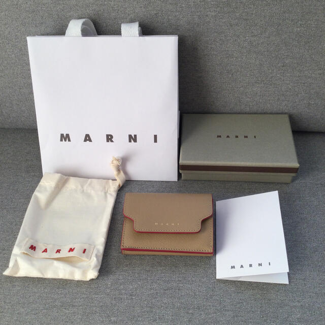 Marni(マルニ)の【高島屋購入】MARNI マルニ　財布　三つ折り　ミニ財布 レディースのファッション小物(財布)の商品写真