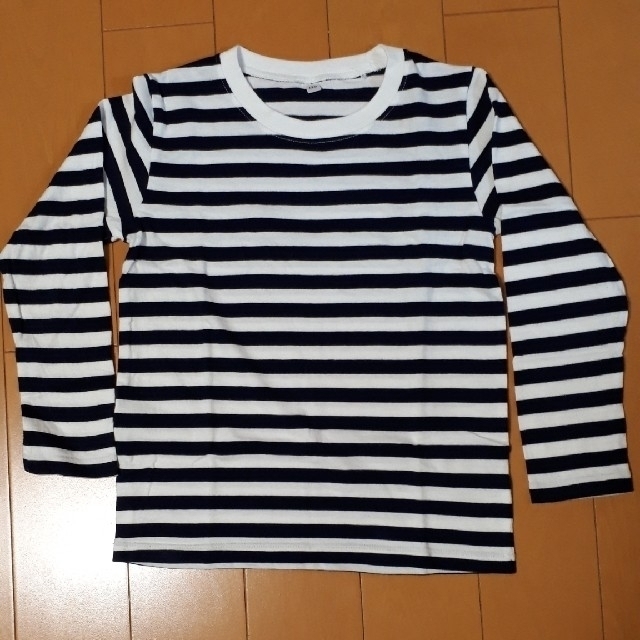 MUJI (無印良品)(ムジルシリョウヒン)の無印良品　長袖Tシャツ　120センチ キッズ/ベビー/マタニティのキッズ服男の子用(90cm~)(Tシャツ/カットソー)の商品写真