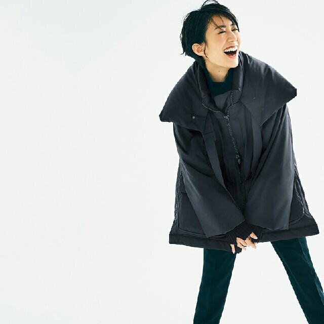 ユニクロ +J ハイブリッドダウンショートコート ブラック s sacai