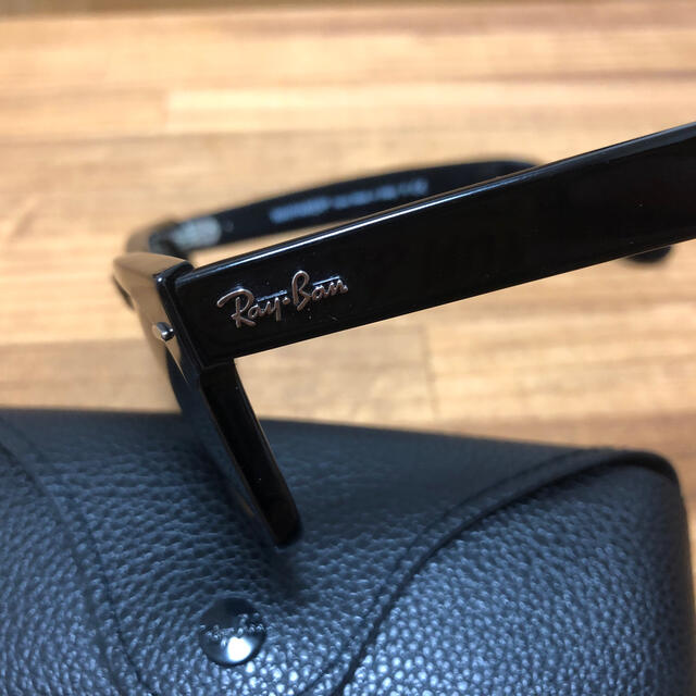 Ray-Ban(レイバン)の❤︎レイバン❤︎ブラックレンズサングラス レディースのファッション小物(サングラス/メガネ)の商品写真