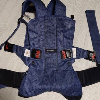 ベビービョルン(BABYBJORN)のベビービョルン抱っこ紐　one+ メッシュ(抱っこひも/おんぶひも)