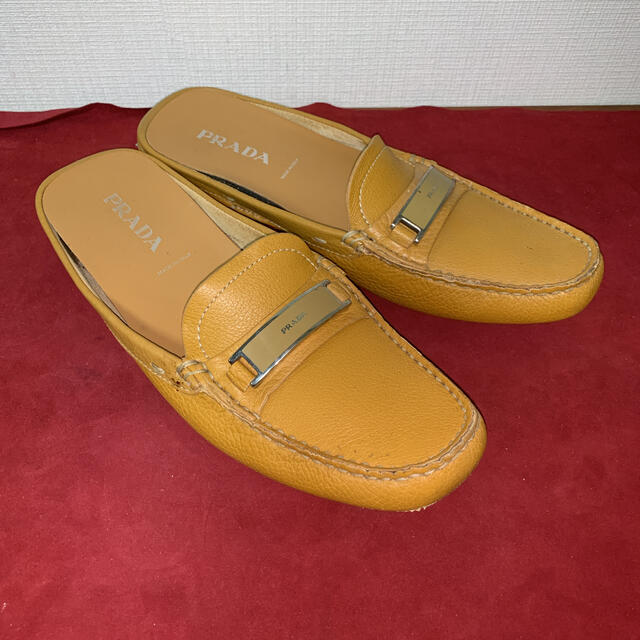 流行のアイテム PRADA プラダ ロゴプレート モノリス ローファー7.5