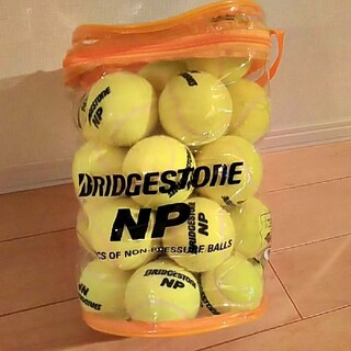 ブリヂストン(BRIDGESTONE)のブリヂストン NPノンプレッシャー テニスボール 30個　新品未使用　送料無料　(ボール)