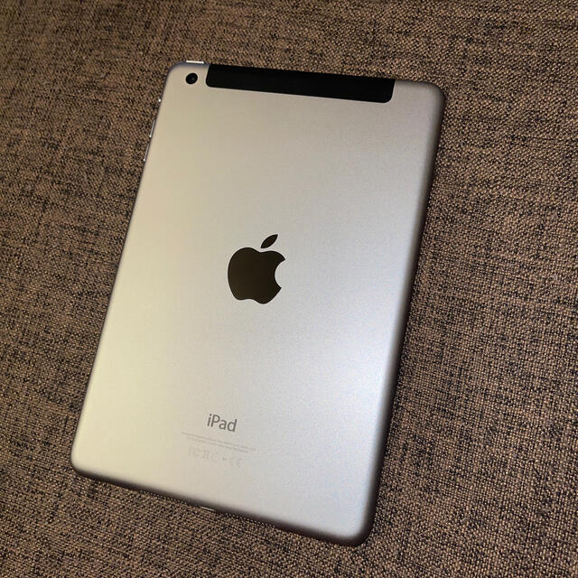 iPad  mini3 SoftBank 16GB 値下しました。