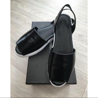 エモダ(EMODA)のEMODA WIDE MARK SHOES (サンダル)