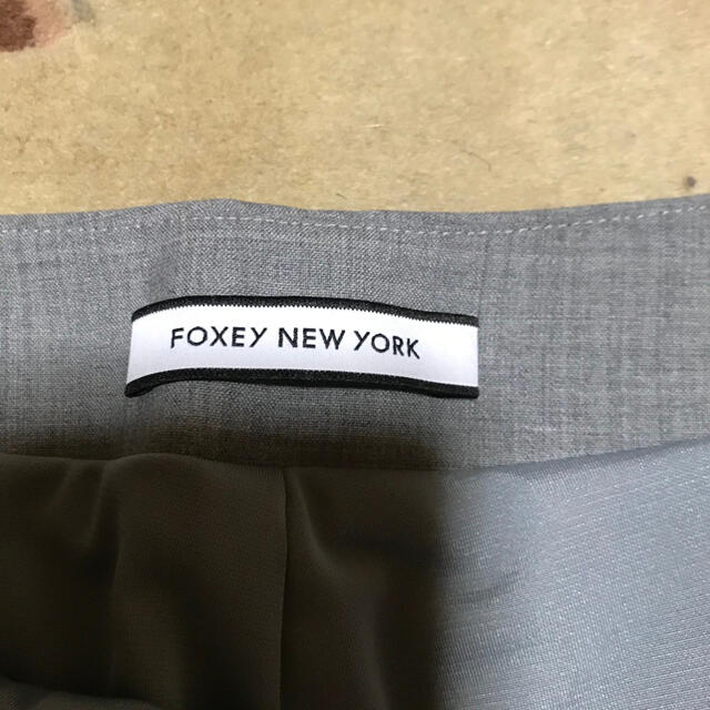 FOXEY(フォクシー)のfoxey newyork★サイズ38 ワイドパンツ グレー超美品！ レディースのパンツ(クロップドパンツ)の商品写真