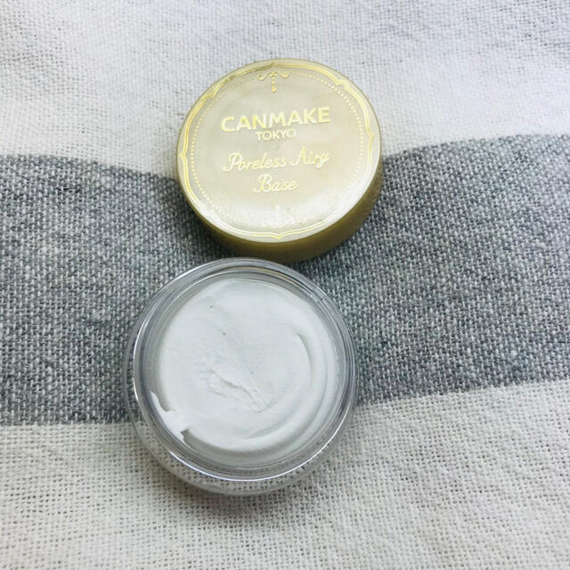 CANMAKE(キャンメイク)のCANMAKE Poreless Airly Base コスメ/美容のベースメイク/化粧品(化粧下地)の商品写真