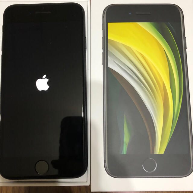 Apple(アップル)のiphone se2 ブラック　SIMフリー　128GB スマホ/家電/カメラのスマートフォン/携帯電話(スマートフォン本体)の商品写真