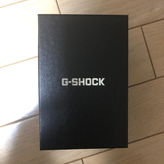 G-SHOCK(ジーショック)のG-SHOCK GMW-B5000D-1JF フルメタルシルバー　2つセット メンズの時計(腕時計(デジタル))の商品写真