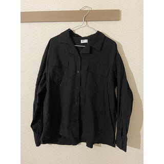 メルロー(merlot)のMERLOT IKYU オープンカラーシャツ　ブラック(シャツ/ブラウス(長袖/七分))