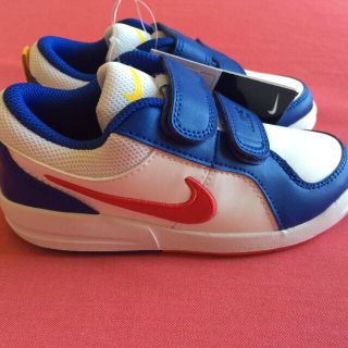 ナイキ(NIKE)の【新品】ナイキ  キッズ スニーカー(スニーカー)