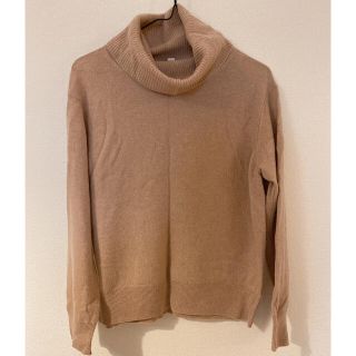 ユニクロ(UNIQLO)の【美品】ユニクロカシミアニット タートルネック　ハイネック(ニット/セーター)