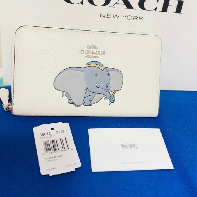 COACH(コーチ)のCOACH コーチ ダンボ　ディズニー　長財布 レディースのファッション小物(財布)の商品写真