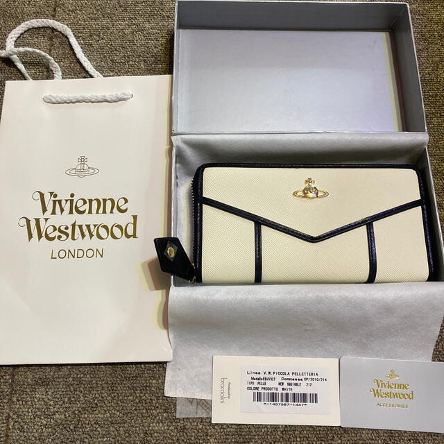 Vivienne Westwood 長財布 ラウンドファスナー 新品未使用 【ふるさと