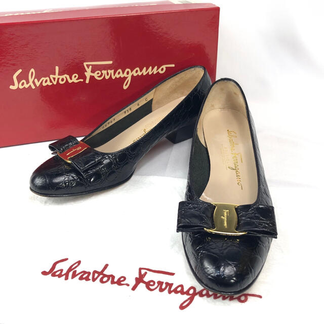 Ferragamoローヒールパンプス