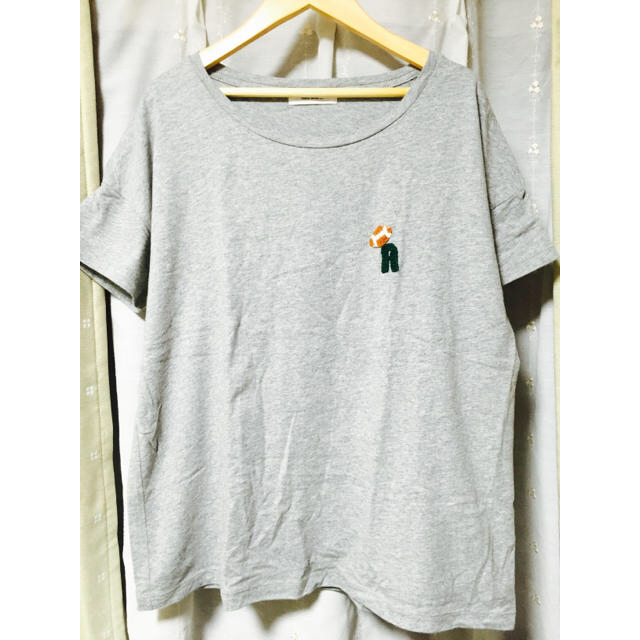 niko and...(ニコアンド)のniko and... 刺繍Tシャツ レディースのトップス(Tシャツ(半袖/袖なし))の商品写真