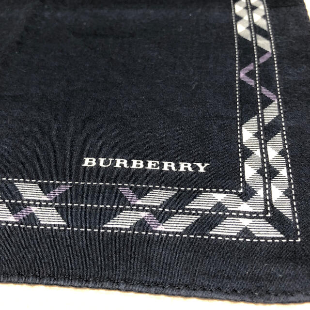 BURBERRY(バーバリー)のバーバリー ノバチェック シンプル ハンカチ スカーフ ブラック系カラー レディースのファッション小物(ハンカチ)の商品写真