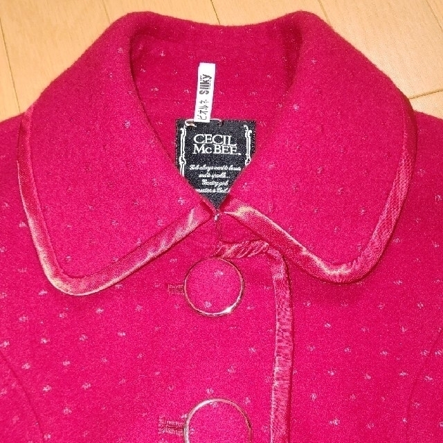 CECIL McBEE(セシルマクビー)のCECIL McBEE  アンゴラ混 コート 赤 レディースのジャケット/アウター(毛皮/ファーコート)の商品写真