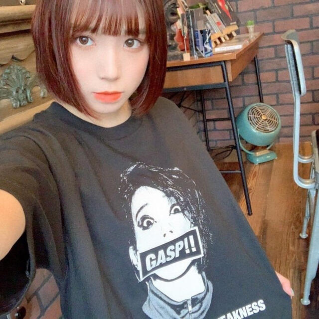 BiSH アユニ・D Tシャツ
