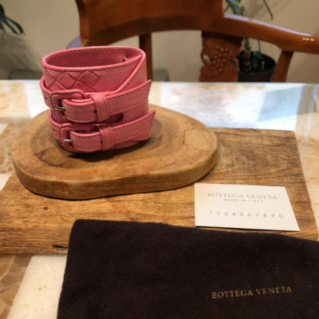 【新品】ボッテガ・ヴェネタBOTTEGA VENETA レザーブレスレット