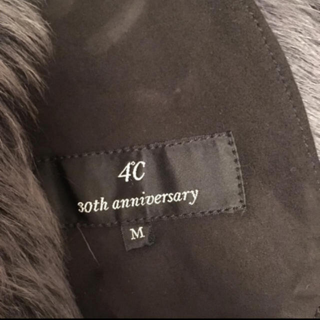 4℃(ヨンドシー)の４℃ ムートンコート 30th anniversary   レディースのジャケット/アウター(毛皮/ファーコート)の商品写真
