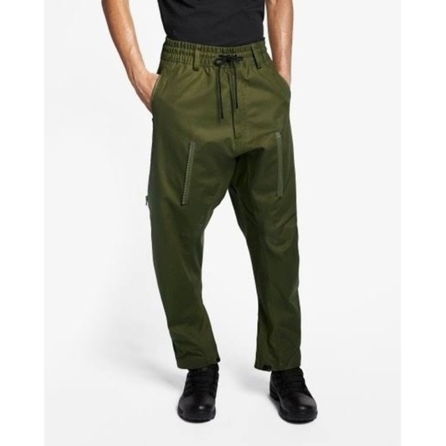 NIKE(ナイキ)の新品 NikeLab ACG Cargo pants オリーブ XS  メンズのパンツ(ワークパンツ/カーゴパンツ)の商品写真