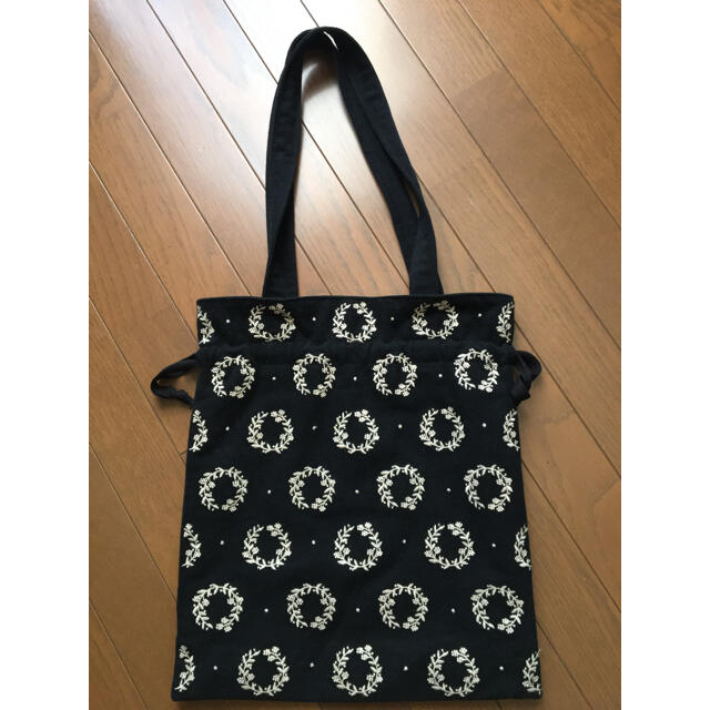SM2(サマンサモスモス)のSM2 完売 フラワーリース柄刺繍 バッグ レディースのバッグ(トートバッグ)の商品写真
