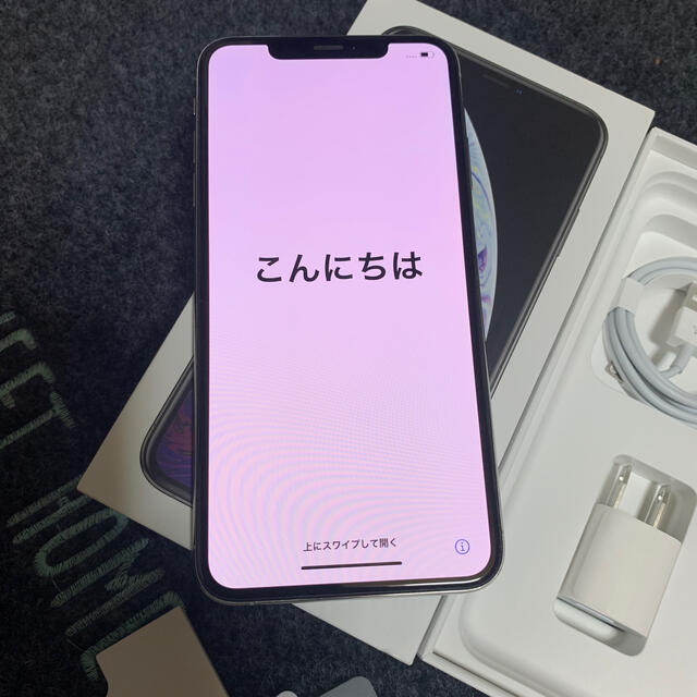 iPhone XS Max SiMフリー