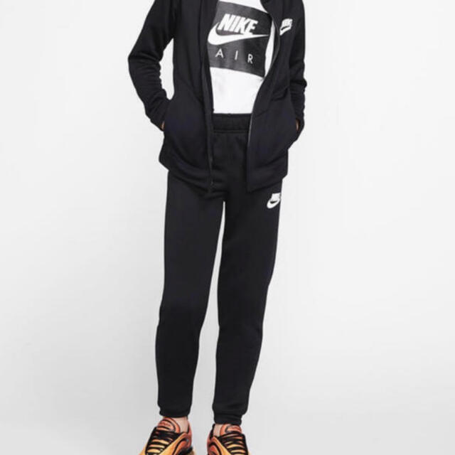 新品 NIKE ナイキ ジャージ上下 セットアップ　150cm